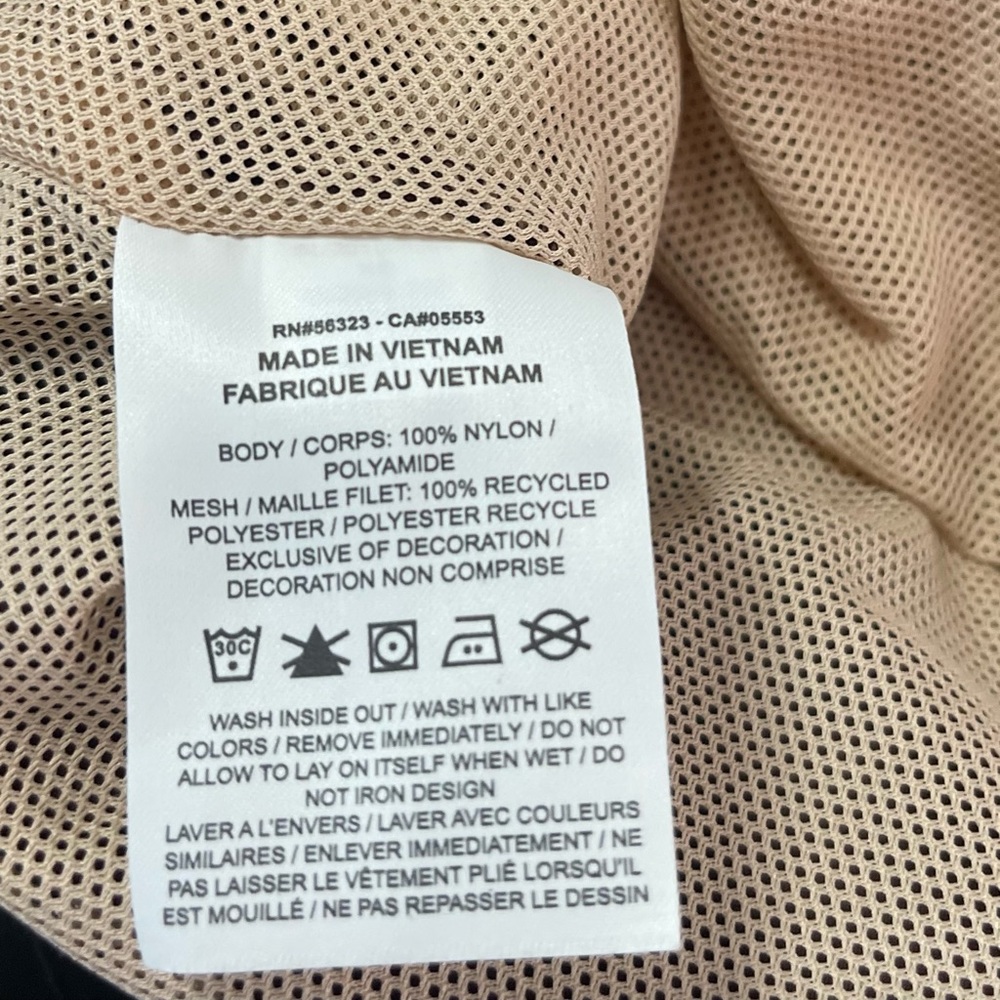 SOLD Nike Icon Clash Shorts - Picture 4 of 5